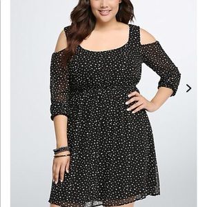 Torrid Heart print cold shoulder skater dress